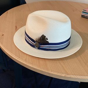 Goorin Bros Genuine Shantung Hand Woven Hat